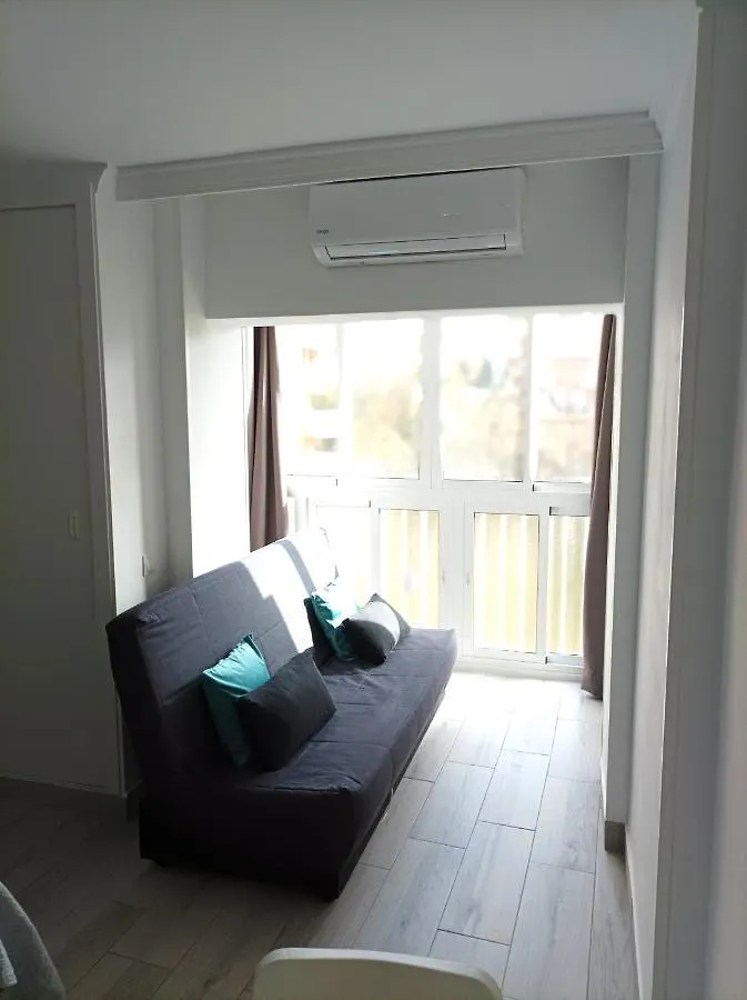 شقة Precioso Apartamento Residencial Piscina Jardines بينالماذينا